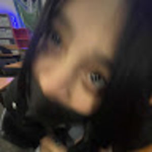 Meet your Posher, Dezirae